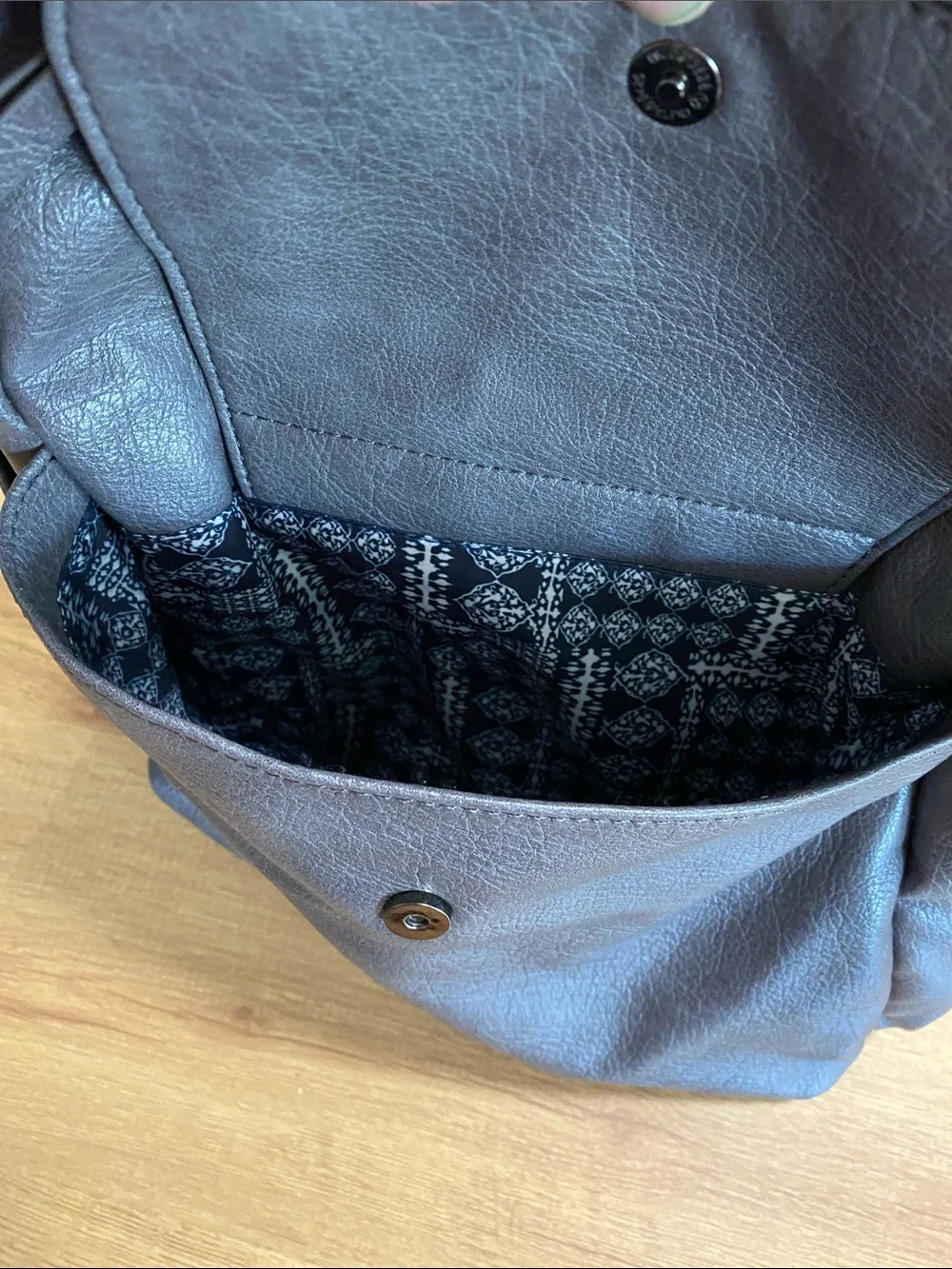 MMS Design Studio Navy and Gray Patterned Handbag Interior